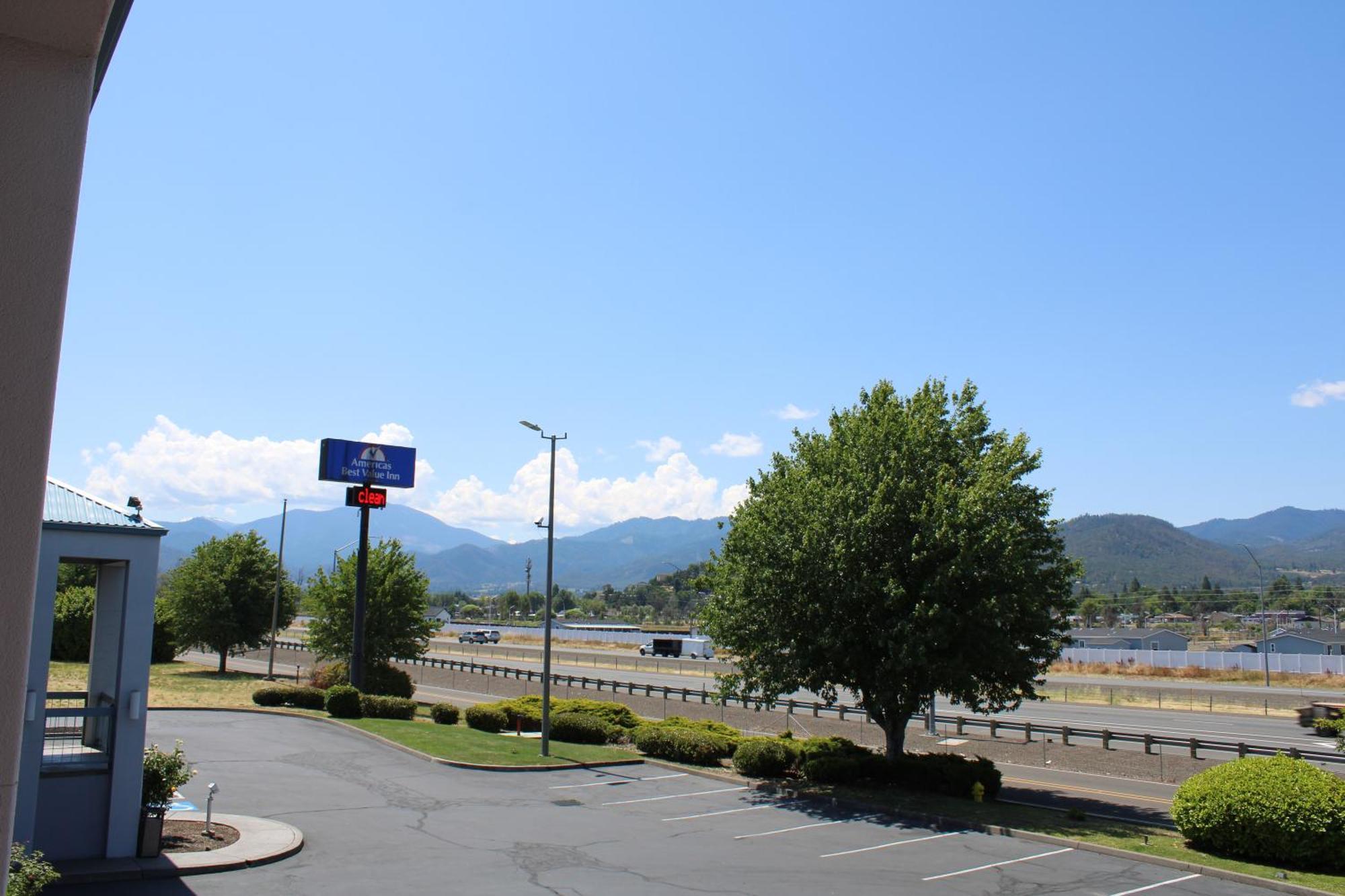 Americas Best Value Inn - Phoenix / Ashland Eksteriør billede
